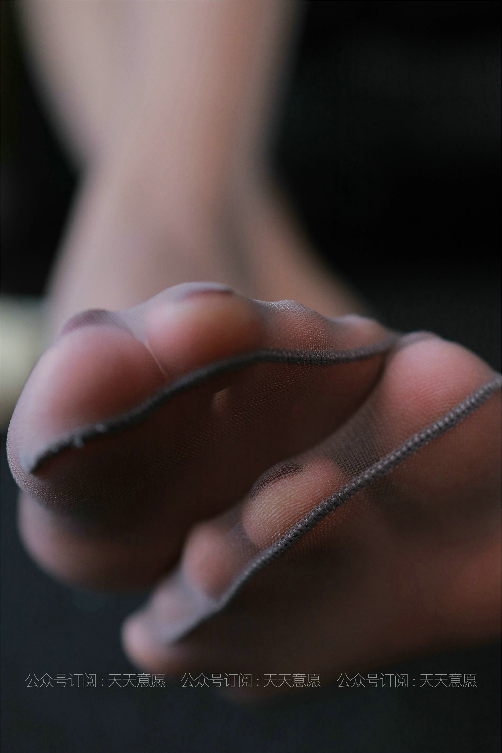 IESS异思趣向 - 模特：羽西《性感青花瓷》